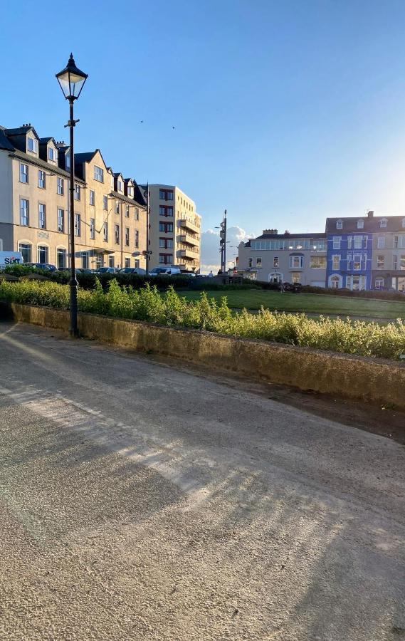 Port Pour Deux Portrush Exterior foto